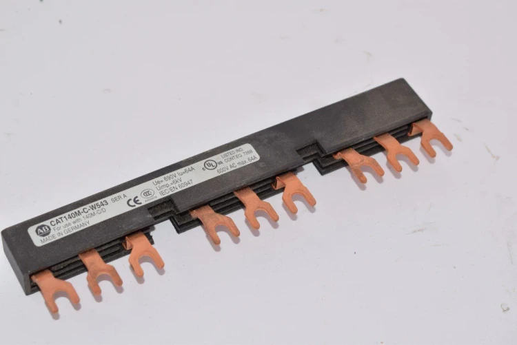 ALLEN BRADLEY 140M-C-W543 3-PHASE COMM. LINK FOR 140M-C,-D, 54MM SPACING, 3 STARTERS