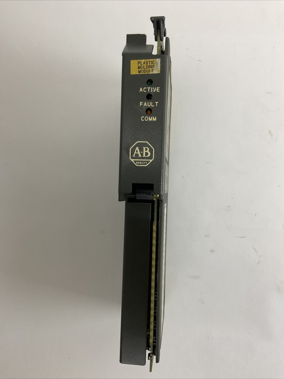 ALLEN BRADLEY 1771-QDC PLASTIC MOLDING MODULE 1.2AMP 5VDC