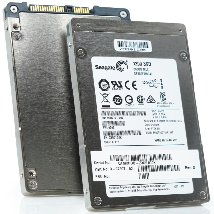 Твердотельный накопитель SSD Seagate 1200 ST800FM0043 Твердотельный накопитель SSD Seagate 1200 ST800FM0043
