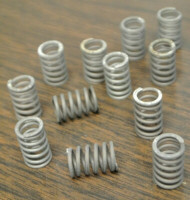 ALLEN BRADLEY B-23045 STEEL SPRING FOR DISCONNCT SWITCH SIZE 1
