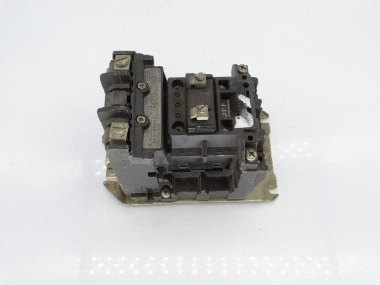 ALLEN BRADLEY 500-BOD-92 NEMA AC CONTACTOR,MOTOR LOADS,TOP WIRING,SIZE 1 ALLEN BRADLEY 500-BOD-92 NEMA AC CONTACTOR,MOTOR LOADS,TOP WIRING,SIZE 1
