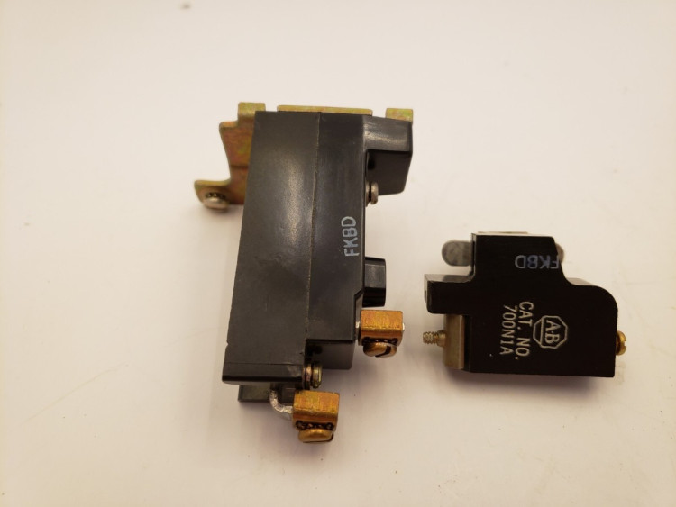 ALLEN BRADLEY 700-N1A AUXILIARY CONTACT LEFT MOUNTING ALLEN BRADLEY 700-N1A AUXILIARY CONTACT LEFT MOUNTING