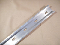 ALLEN BRADLEY 1492-DR5 ACCESSORIES BULLETIN 1492-W AND 1492-R, DIN SYMMETRICAL RAIL, 1 M LONG, COPPER FREE ALUMINUM, UP = 10 PCS