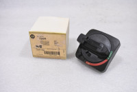 ALLEN BRADLEY 194R-HS1 OPERATING HANDLE, WITH DEFEATER, BLACK, NEMA TYPE 1 - IP42