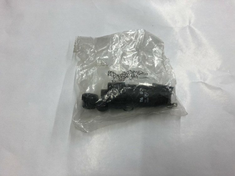 AMPHENOL T3105-501 CABLE FEMALE CONNECTOR 6+PE CRIMP VER W/O CONTACTS