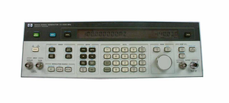 AGILENT 8642A GENERATOR AGILENT 8642A GENERATOR