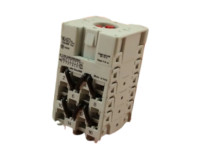 ALLEN BRADLEY 194L-E12-8761 CONTROL AND LOAD SWITCH, FRONT/DOOR MOUNTING-SCREW FIXING, 12A, AMMETER SELECTOR SWITCH, FOUR CURRENT TRANSFORMER, 90 DEGREES, L1-L2-L3-N, 1H.12, 1 POLE