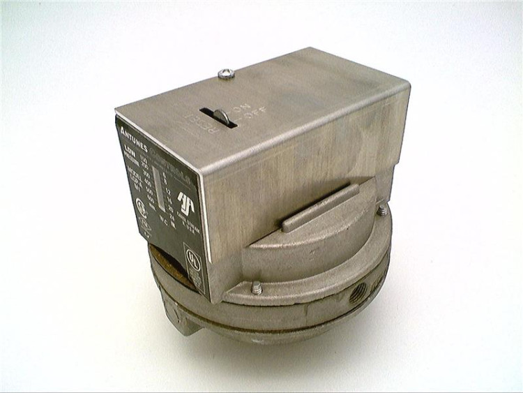 ANTUNES CONTROLS LGP-AM1 ***INVALID-SINGLE PRESSURE SWITCH*** ANTUNES CONTROLS LGP-AM1 ***INVALID-SINGLE PRESSURE SWITCH***