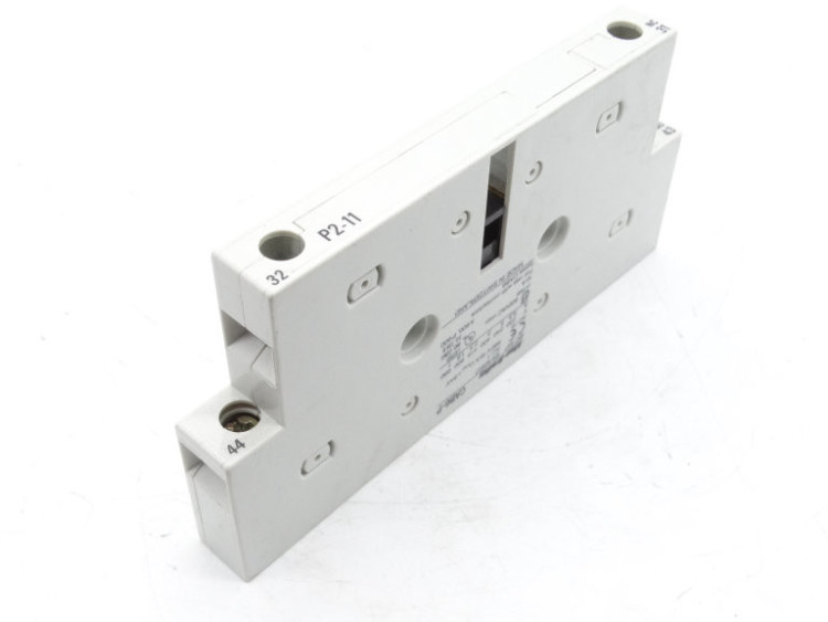 ALLEN BRADLEY CAB6-P2-11 AUXILIARY CONTACT BLOCK 16AMP 690V 8KV ALLEN BRADLEY CAB6-P2-11 AUXILIARY CONTACT BLOCK 16AMP 690V 8KV