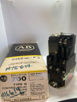ALLEN BRADLEY 700-NT200A1 700-N INDUSTRIAL CONTROL RELAY, RELAY W/ PNEUMATIC TIMING ATTACHMENT (RELAY HAS CONTACTS), 2 N.O. , 110V 50HZ / 120V 60HZ