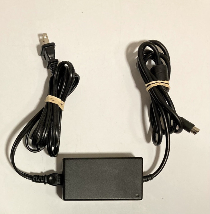 AGILENT SDD018-1000 AC ADAPTER W/POWER CORD