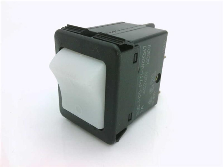 CIRCUIT BREAKER THERMAL 3AMP 240VAC/50VDC 2P SNAP