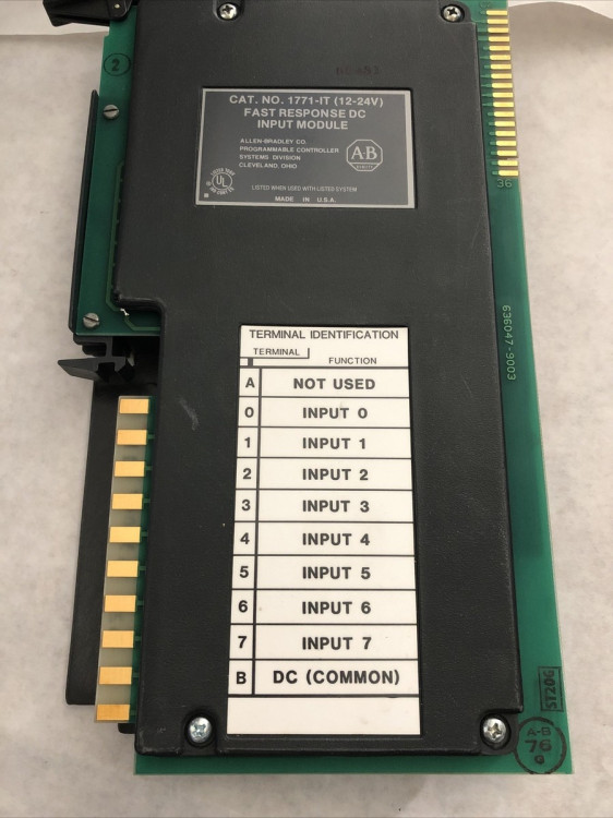 ALLEN BRADLEY 1771-IT INPUT MODULE DC 12-24VDC 8POINT FAST RESPONSE PLC5