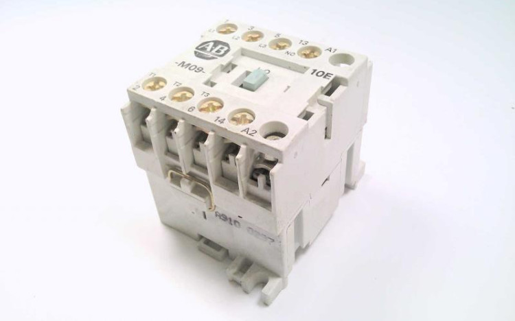 ALLEN BRADLEY 194E-A20-P11 AUXILIARY CONTACT 1NO 1NC ALLEN BRADLEY 194E-A20-P11 AUXILIARY CONTACT 1NO 1NC