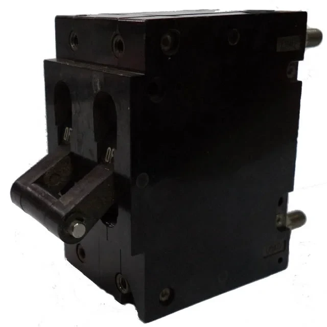 CIRCUIT BREAKER 40AMP 250V 3POLE DELAY2 CIRCUIT BREAKER 40AMP 250V 3POLE DELAY2