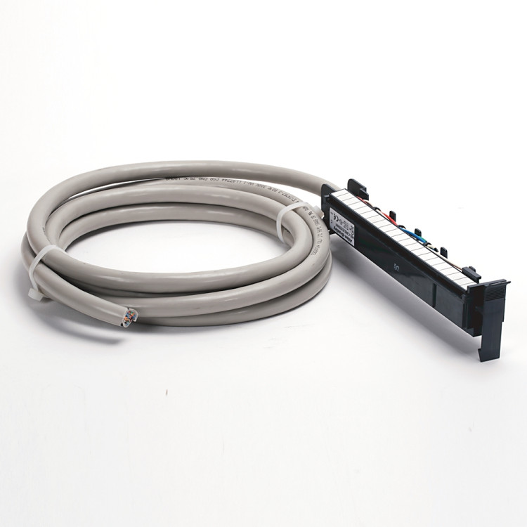 ALLEN BRADLEY 1492-CABLE025WA PRE-WIRED CABLE FOR DIGITAL I/O MODULES, CABLE TYPE WA, 12 CONDUCTOR (2 NOT CONNECTED TO WIRING ARM), 18 AWG, W/ 1771-WA CONNECTOR, 2.5 METER (8.2 FEET)