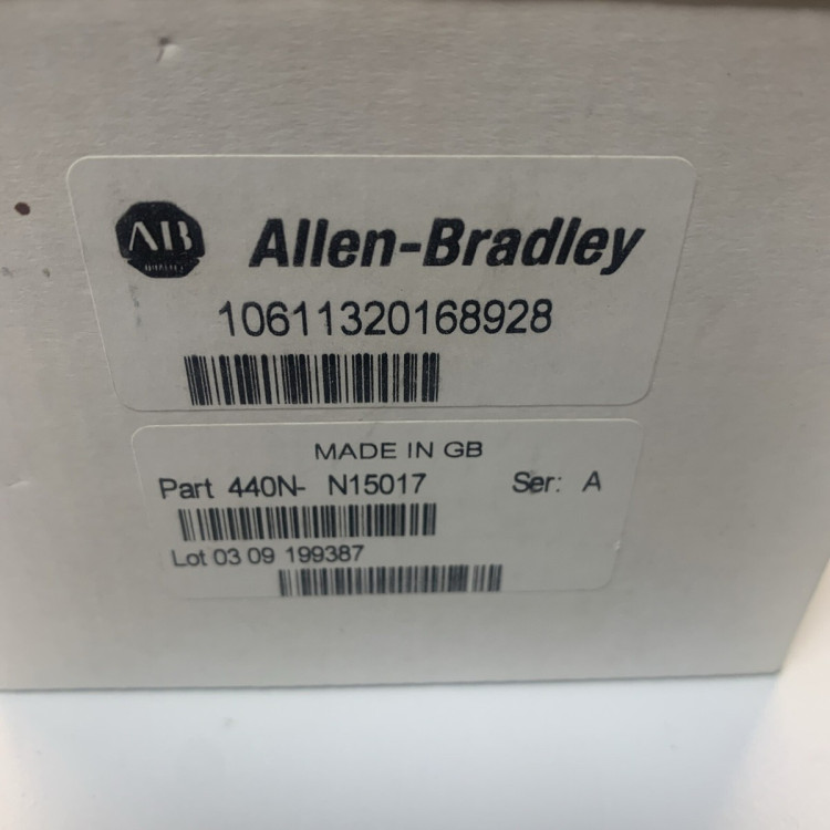 ALLEN BRADLEY 440N-N15017 SAFETY SWITCH 24VAC/DC