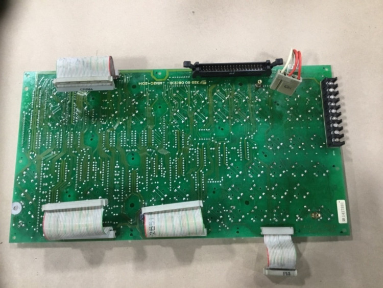 MITSUBISHI KS-YZ402A-0  OPERATOR CONTROL BOARD