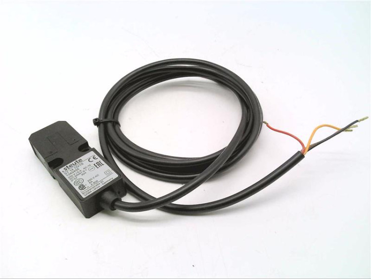 SCHMERSAL ST14-10/1S  SAFETY INTERLOCK SWITCH 1NO/1NC SLIMLINE 1M