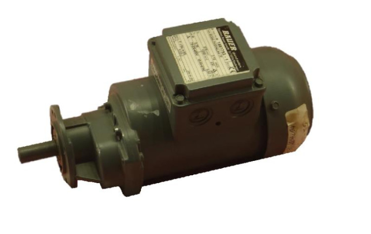 ALTRA INDUSTRIAL MOTION BG04-31/D04LA4-TF GEAR MOTOR 12KW 370/1350RPM 230V ALTRA INDUSTRIAL MOTION BG04-31/D04LA4-TF GEAR MOTOR 12KW 370/1350RPM 230V