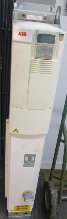 ABB ACH401601632+A0BE0000 DRIVE 20HP 30A 380/480V 3PH W/SPEED CONTROLLER ABB ACH401601632+A0BE0000 DRIVE 20HP 30A 380/480V 3PH W/SPEED CONTROLLER