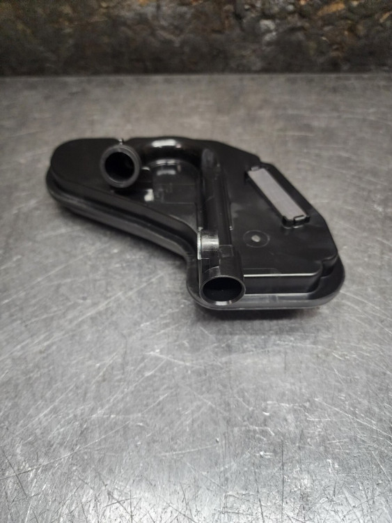 OIL FILTER TRANSMISSION ASSEMBLY