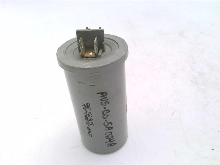AEROVOX M22P3710M00 CAPACITOR 10UF 370VAC 50/60 HZ 70C AEROVOX M22P3710M00 CAPACITOR 10UF 370VAC 50/60 HZ 70C