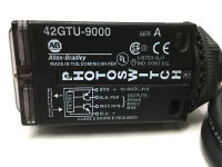 ALLEN BRADLEY 42GTU-9000 PHOTOELECTRIC SENSORS, RETRO REFLECTIVE, STANDARD AND TIMING, SENSING RANGE 9.14 M, 10 - 40 VDC, LIGHT/DARK SELECTABLE, CABLE 2 M