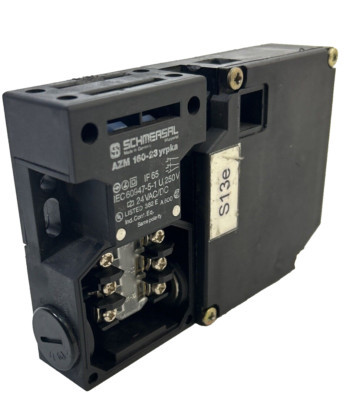 SCHMERSAL AZM16023YRPKA **DO NOT USE MISSING VOLTAGE INFORMATION** SCHMERSAL AZM16023YRPKA **DO NOT USE MISSING VOLTAGE INFORMATION**