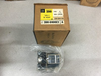 ALLEN BRADLEY 200-E400Z2 RELAY 10AMP 4POLE 230-250VDC COIL
