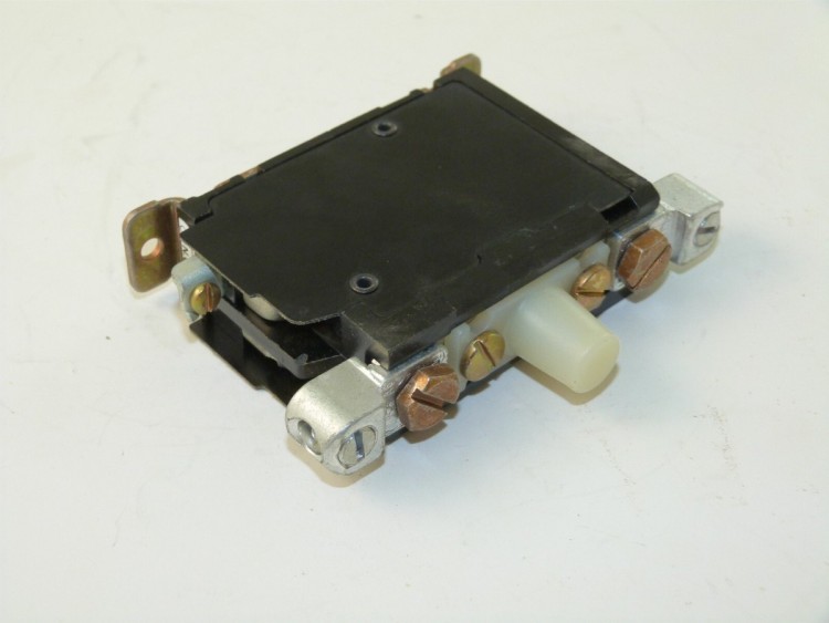 ALLEN BRADLEY 816-BOV49 OVERLOAD RELAY SINGLE POLE NC/ NO ALLEN BRADLEY 816-BOV49 OVERLOAD RELAY SINGLE POLE NC/ NO