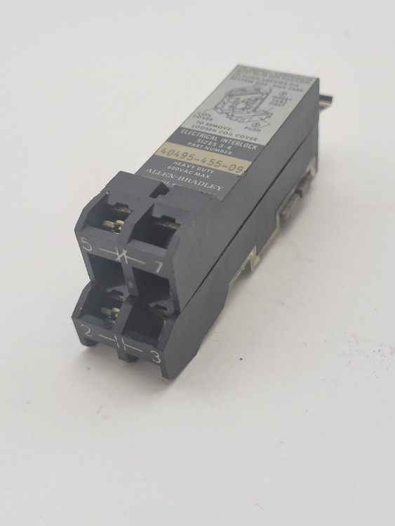 ALLEN BRADLEY 40495-455-09 AUXILIARY CONTACT 1NO 1NC 600VAC ALLEN BRADLEY 40495-455-09 AUXILIARY CONTACT 1NO 1NC 600VAC