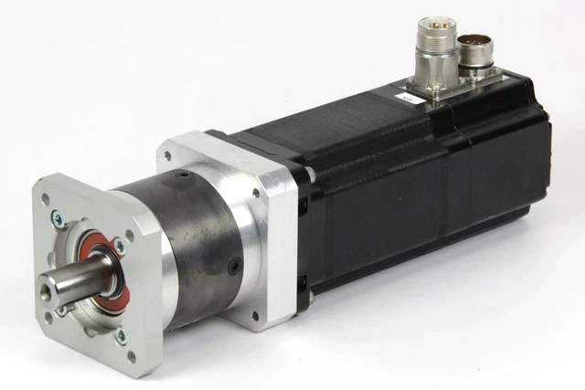 ALLEN BRADLEY 1326AB-B420H-21-K... SERVO MOTOR 5.6AMP 24VDC 6000RPM W/BRAKE ALLEN BRADLEY 1326AB-B420H-21-K... SERVO MOTOR 5.6AMP 24VDC 6000RPM W/BRAKE