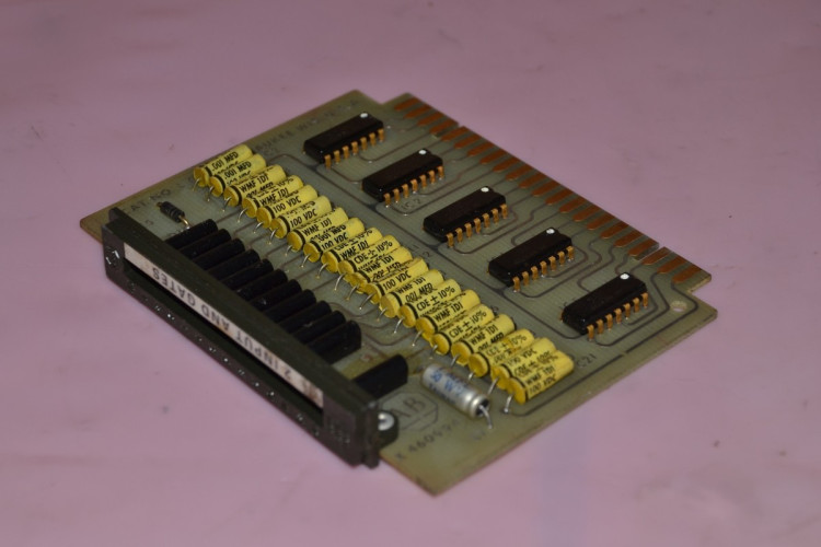 ALLEN BRADLEY 1720-L002 PLC MODULE 2 INPUT AND GATE 10 FUNCTION ALLEN BRADLEY 1720-L002 PLC MODULE 2 INPUT AND GATE 10 FUNCTION