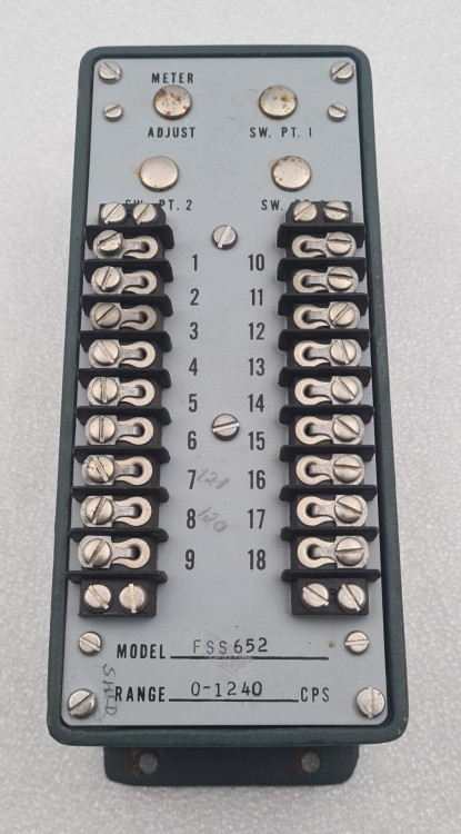 AIRPAX FSS226 TACHOMETER SWITCHING 0-2000CPS AIRPAX FSS226 TACHOMETER SWITCHING 0-2000CPS