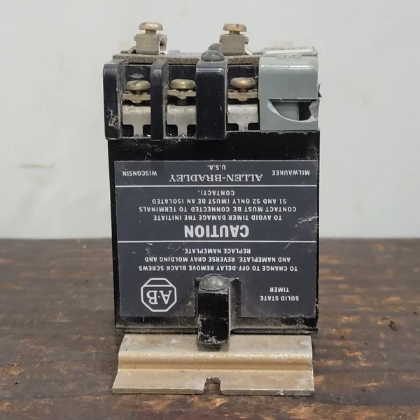 ALLEN BRADLEY 852S-C 852 SOLID STATE TIMING MODULE, 1.0 UP TO 160.0 SECONDS TIMING RANGE
