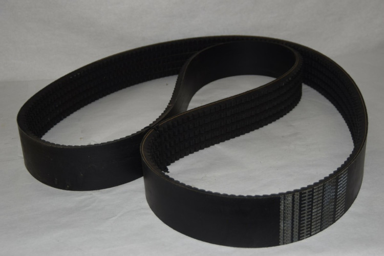 GOODYEAR TIRE & RUBBER  BELT COGGED 132IN OUTER LENGTH 5/8IN TOP WIDTH
