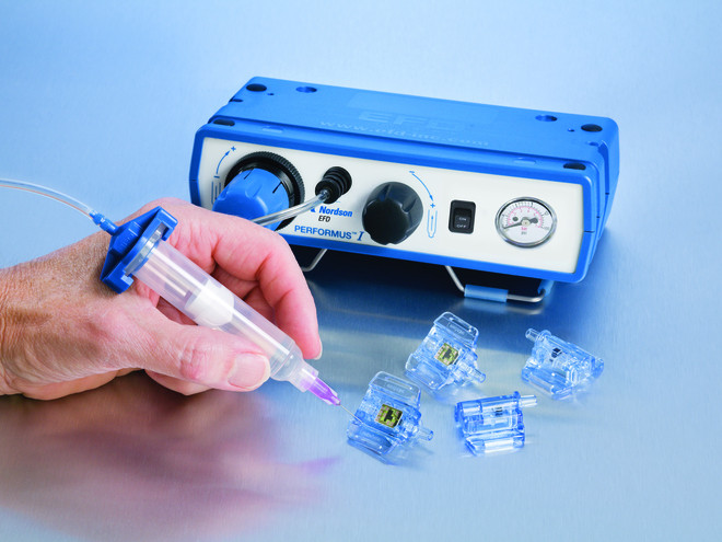 FLUID LIQUID DISPENSER FLUID LIQUID DISPENSER