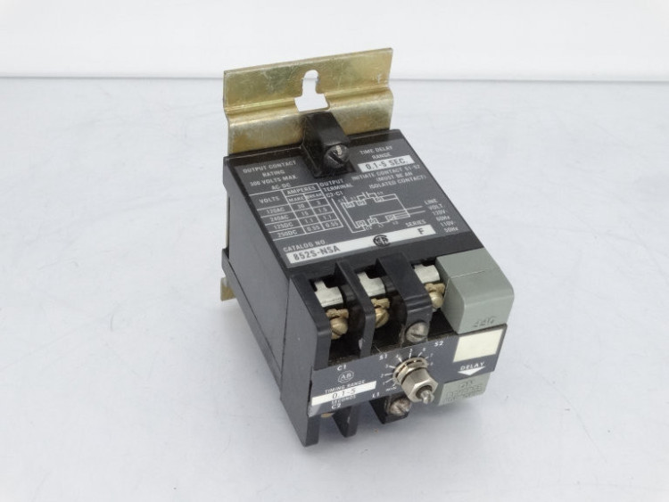ALLEN BRADLEY 852S-NSA 852 SOLID STATE TIMING MODULE, 0.1 TO 5.0 SECONDS TIMING RANGE ALLEN BRADLEY 852S-NSA 852 SOLID STATE TIMING MODULE, 0.1 TO 5.0 SECONDS TIMING RANGE