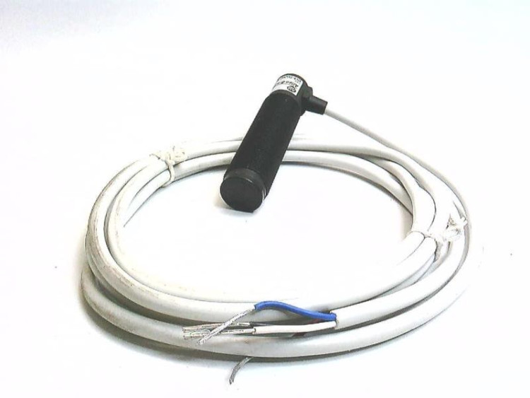ALLEN BRADLEY 42CB-D1LNAF-L2 PHOTOELECTRIC SENSORS, HIGH SPEED, CYLINDRICAL STYLE 18 MM, STANDARD DIFFUSE, SENSING RANGE 150 MM, 10 - 30 VDC, NPN, LIGHT/DARK SELECTABLE, CABLE 2 M ALLEN BRADLEY 42CB-D1LNAF-L2 PHOTOELECTRIC SENSORS, HIGH SPEED, CYLINDRICAL STYLE 18 MM, STANDARD DIFFUSE, SENSING RANGE 150 MM, 10 - 30 VDC, NPN, LIGHT/DARK SELECTABLE, CABLE 2 M