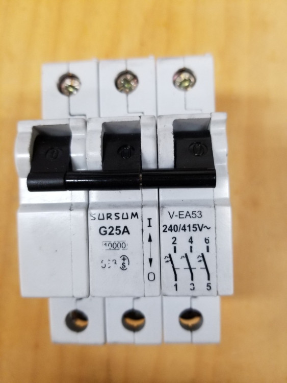 ABL SURSUM VEA53-G25A CIRCUIT BREAKER DIN RAIL MOUNT 3 POLE 25 AMP