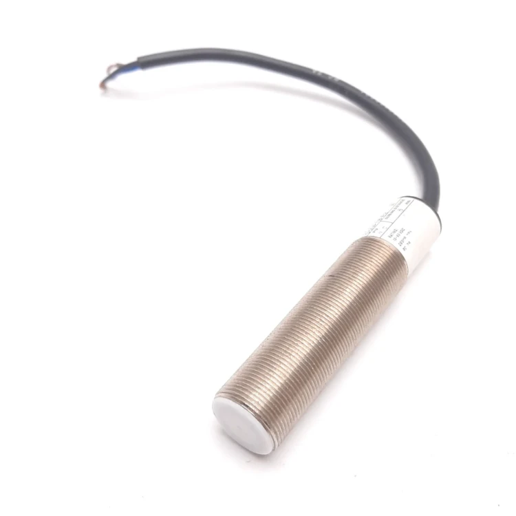 ALLEN BRADLEY 875C-D5NP18-A2 PROXIMITY SWITCH DCPNP M18 5MM SHIELD ALLEN BRADLEY 875C-D5NP18-A2 PROXIMITY SWITCH DCPNP M18 5MM SHIELD