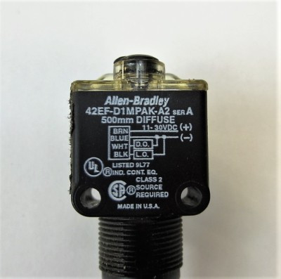 ALLEN BRADLEY 42EF-D1MPAK-A2 PHOTOELECTRIC SENSORS, RIGHTSIGHT, STANDARD DIFFUSE, STANDARD ON/OFF, COMPLEMENTARY OUTPUTS, SENSING RANGE 500 MM, 10.8 - 30 VDC, PNP, CABLE 2 M