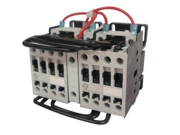 ALLEN BRADLEY 40768-453-22 AUXILIARY CONTACT BLOCK ALLEN BRADLEY 40768-453-22 AUXILIARY CONTACT BLOCK