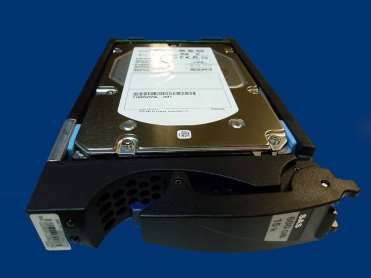 Винчестер EMC 600GB 15K SAS V2-PS15-600 Винчестер EMC 600GB 15K SAS V2-PS15-600