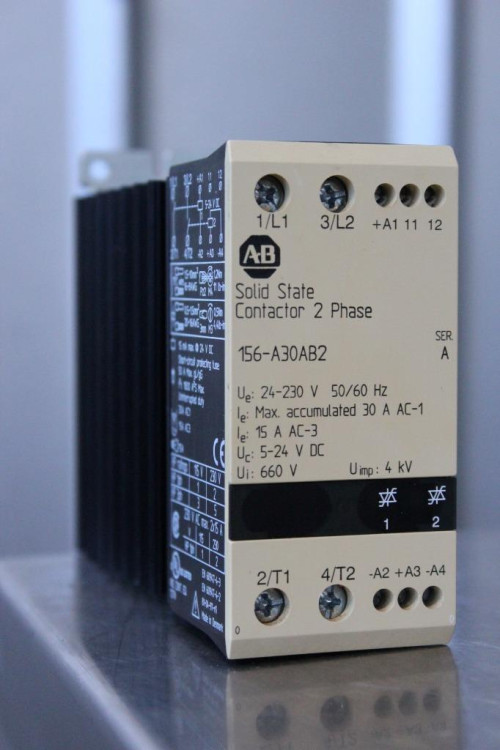 ALLEN BRADLEY 156-A30BA2 156 SOILD STATE CONTACTOR, 30 AMPERES, LINE VOLTAGE 24-480V AC, CONTROL VOLTAGE 24-230 V AC/DC, DUAL PHASE