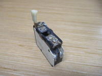 ALLEN BRADLEY 815-BOV2 OVERLOAD RELAY 1POLE