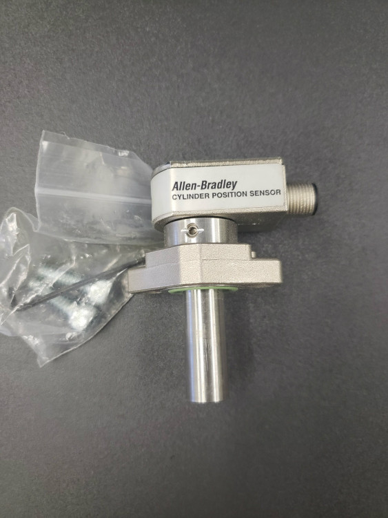 ALLEN BRADLEY 871D-DW2NP317-D4 DC, PNP, INT CYL POS, 31.7MM/1.250IN PROBE, 2MM, SH, NO, MICRO, WFI ALLEN BRADLEY 871D-DW2NP317-D4 DC, PNP, INT CYL POS, 31.7MM/1.250IN PROBE, 2MM, SH, NO, MICRO, WFI
