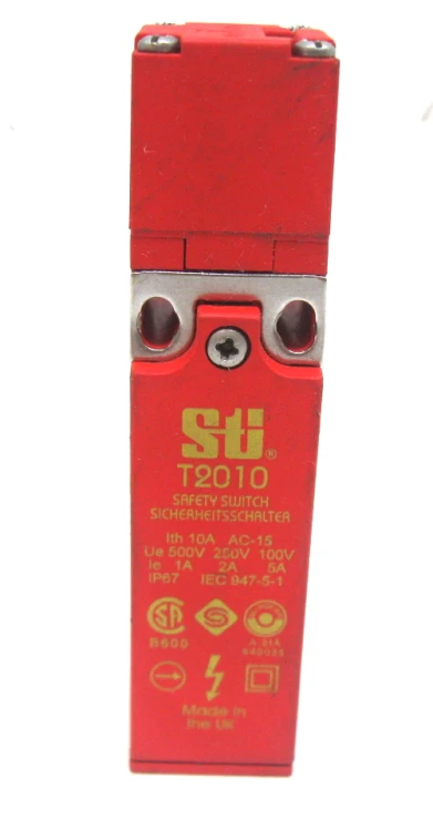 ALLEN BRADLEY 44513-0020 SAFETY INTERLOCK SWITCH 10AMP 15VAC ALLEN BRADLEY 44513-0020 SAFETY INTERLOCK SWITCH 10AMP 15VAC