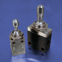 ACCUDYNE INDUSTRIES 17158 3WAY VALVE